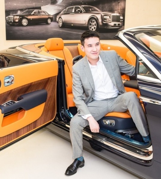 Unveiling the Rolls-Royce Dawn With Hong Kong's Top Tastemakers
