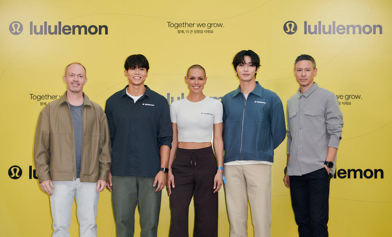 Park (second from right) with fellow ambassadors Amotti (second from left) and Leah Simmons (centre).