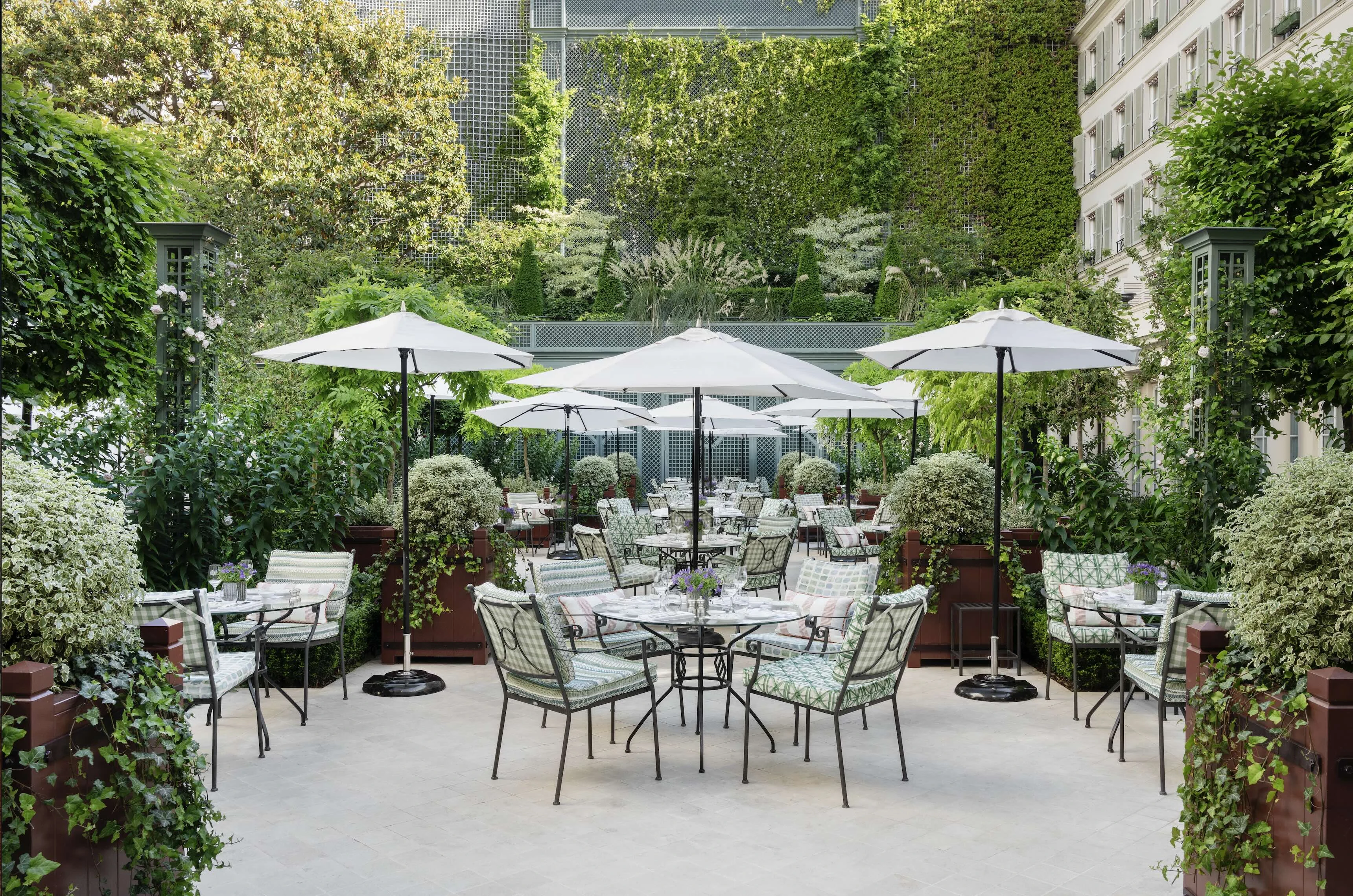 Le Bristol Paris reopens its garden oasis and embraces art and wellness