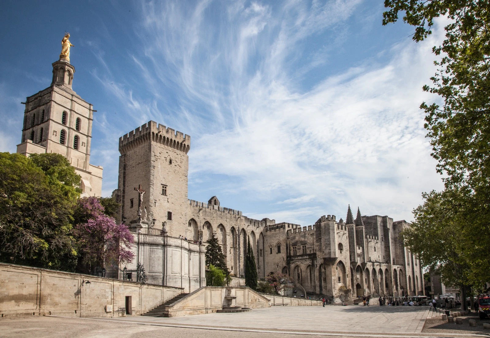 Louis Vuitton’s Cruise 2026 Show heads to Avignon’s Palais des Papes